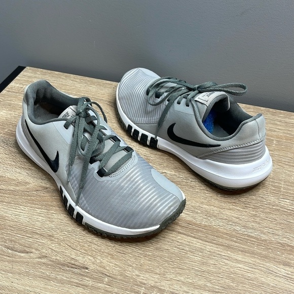 Nike Training Mens Flex Control 4 Workout Shoes Sneakers Grey Black Swoosh 8 - Picture 11 of 11